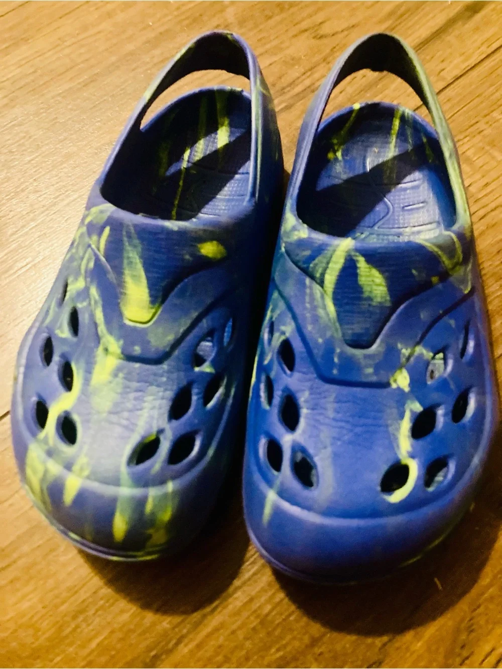Little Kids Croc Style Sandals Blue/Green Size 11 - Great condition